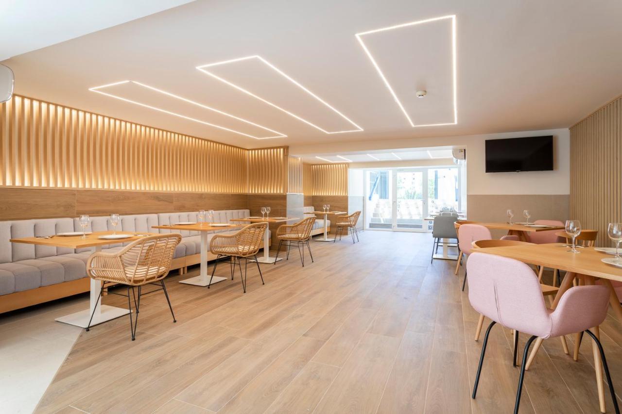 Halley Hotel & Apartments Affiliated By Melia Бенидорм Екстериор снимка