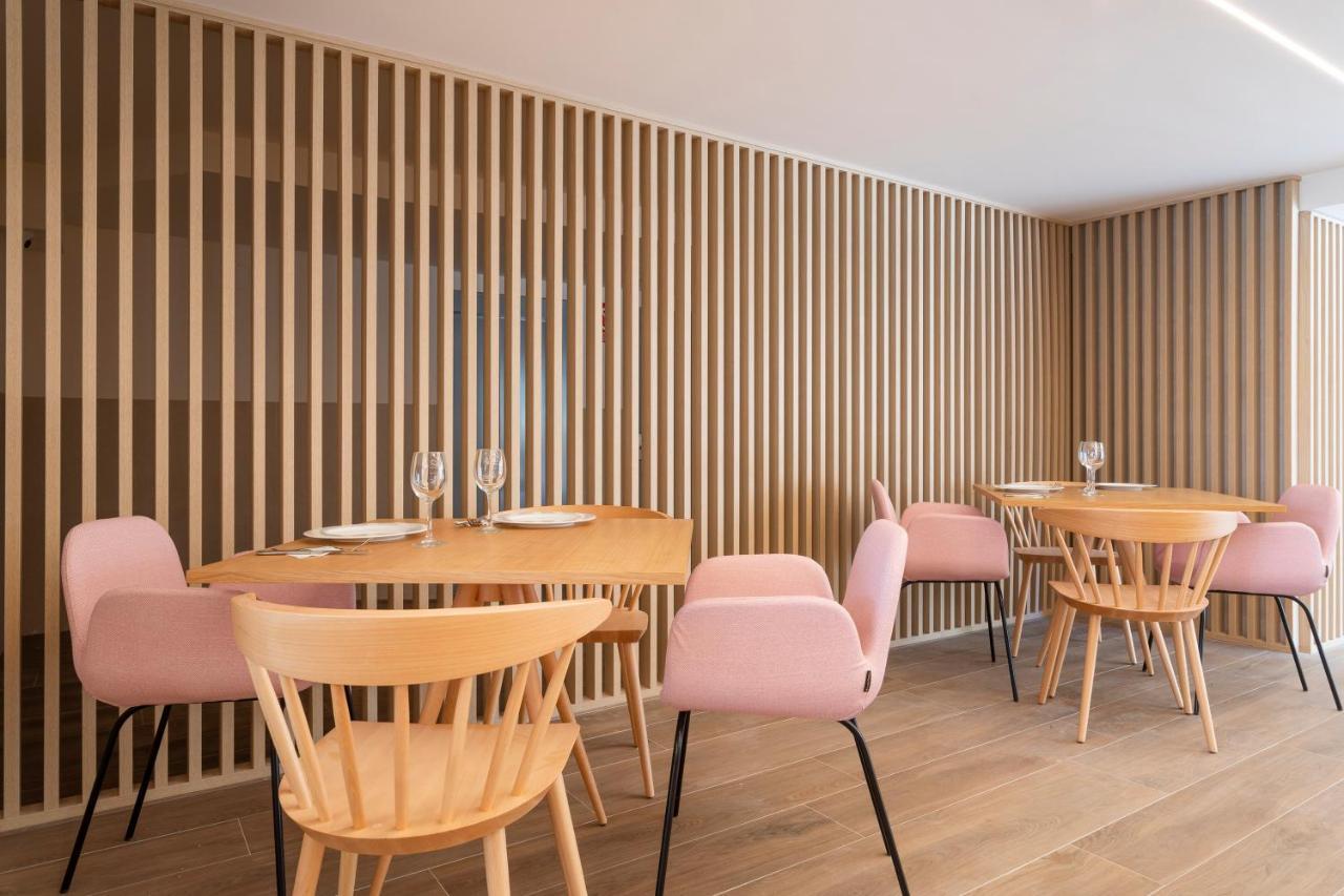 Halley Hotel & Apartments Affiliated By Melia Бенидорм Екстериор снимка